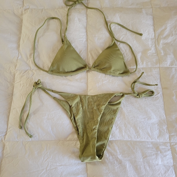 Other - NWOT Green Ribbed Bikini Set Medium
